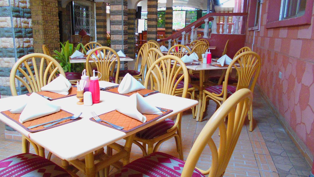 Le Savanna Country Lodge And Hotel 基苏木 外观 照片