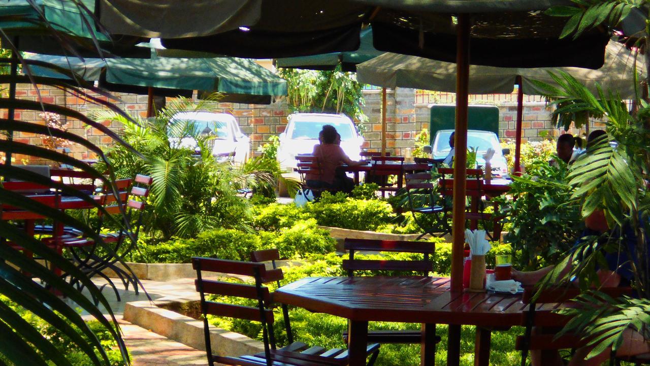Le Savanna Country Lodge And Hotel 基苏木 外观 照片